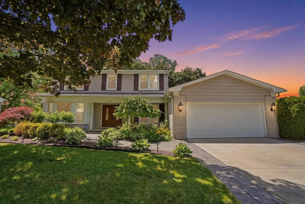 1810 Hickory Bark Lane Bloomfield Hills City MI 48304