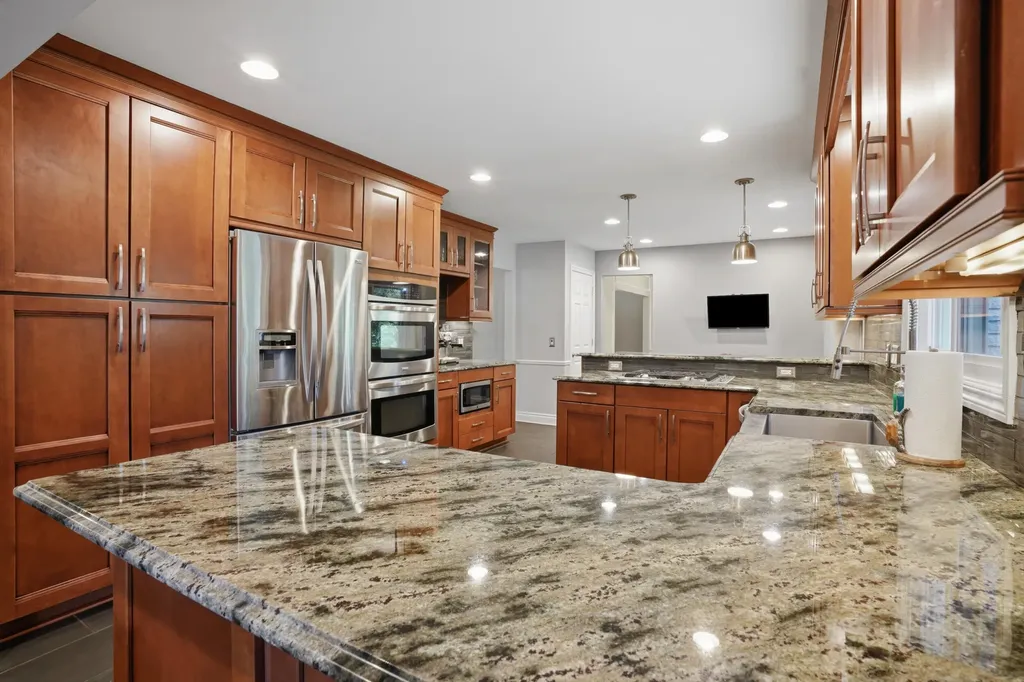 1810 Hickory Bark Lane Bloomfield Hills City MI 48304