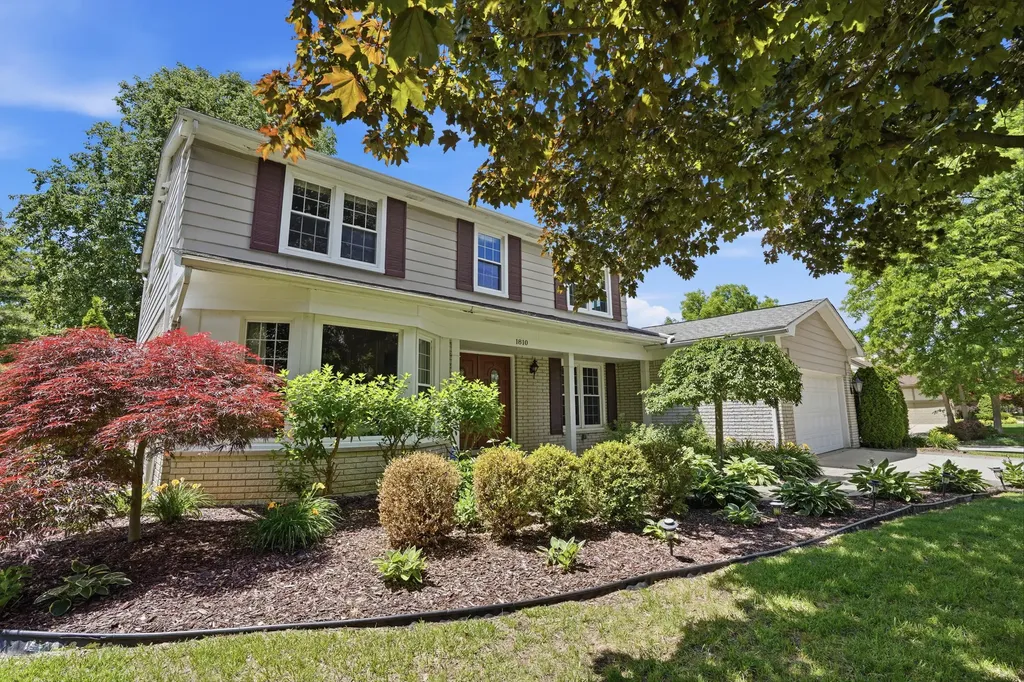 1810 Hickory Bark Lane Bloomfield Hills City MI 48304