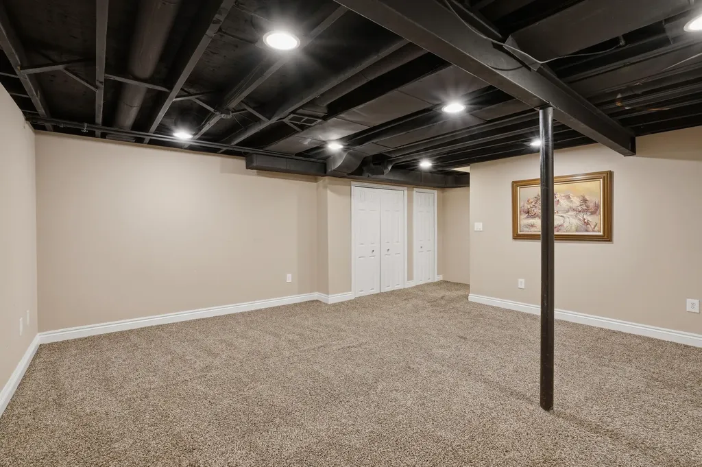 1810 Hickory Bark Lane Bloomfield Hills City MI 48304