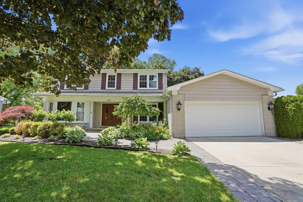 1810 Hickory Bark Lane Bloomfield Hills City MI 48304