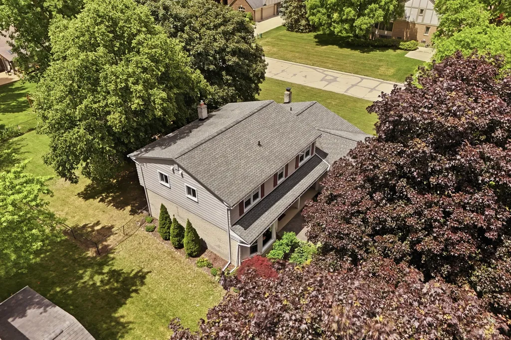 1810 Hickory Bark Lane Bloomfield Hills City MI 48304