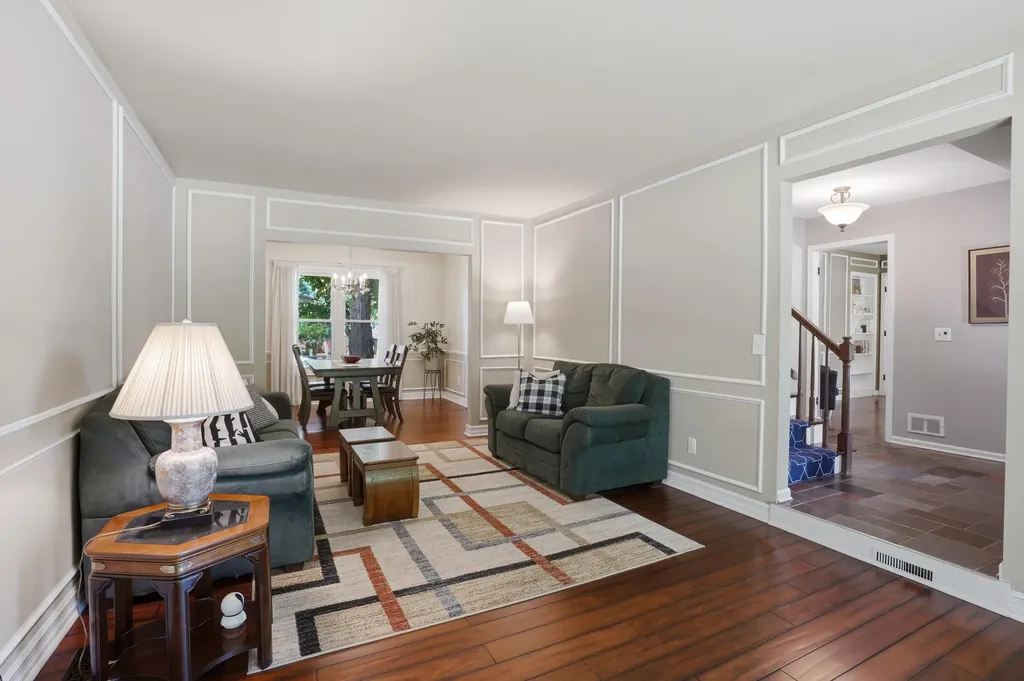 1810 Hickory Bark Lane Bloomfield Hills City MI 48304