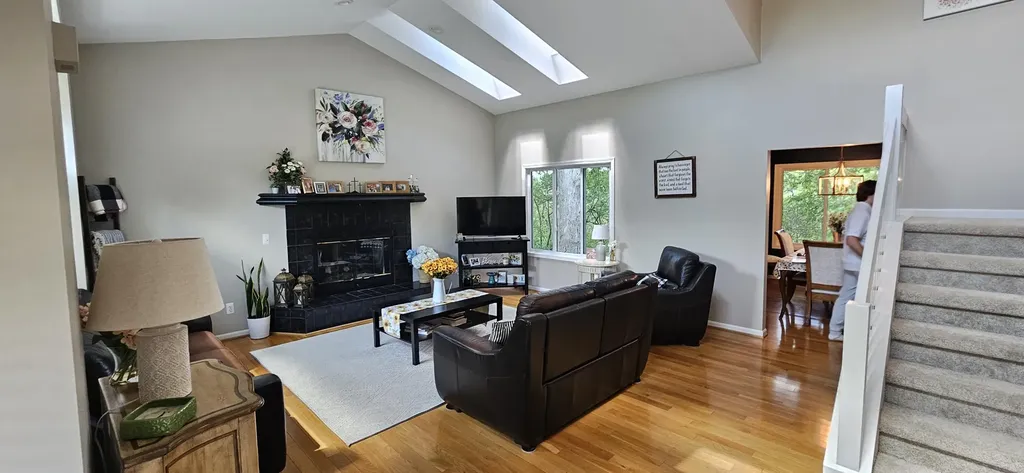8690 Scenic Bluff Lane White Lake Charter Township MI 48386