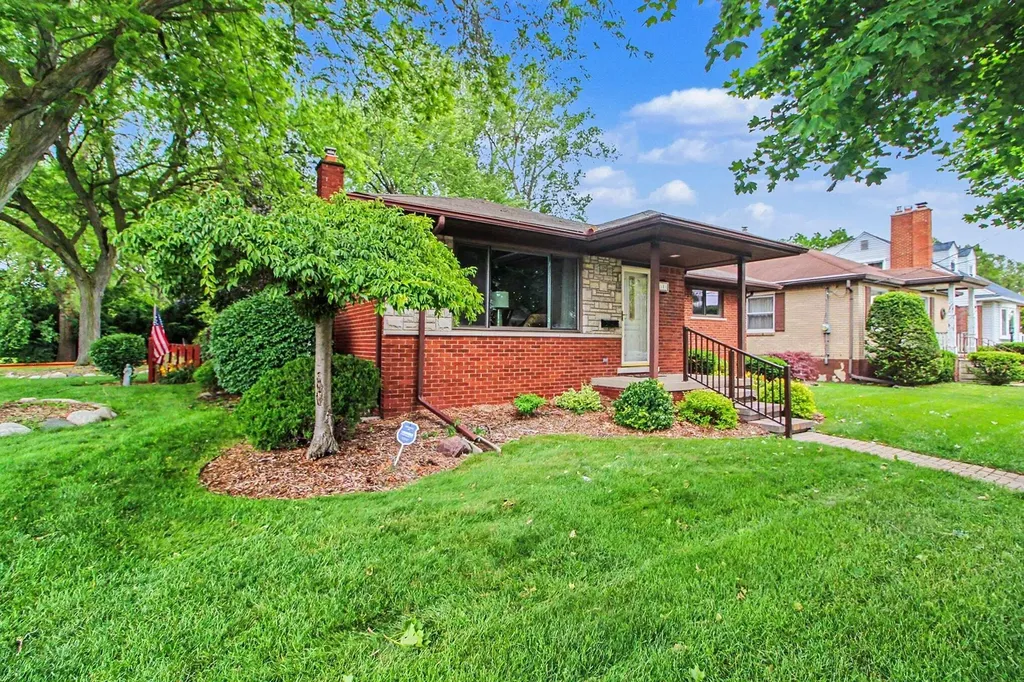 544 North Drive Wyandotte City MI 48192