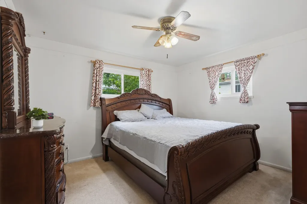 8171 Perrin Avenue Westland City MI 48185