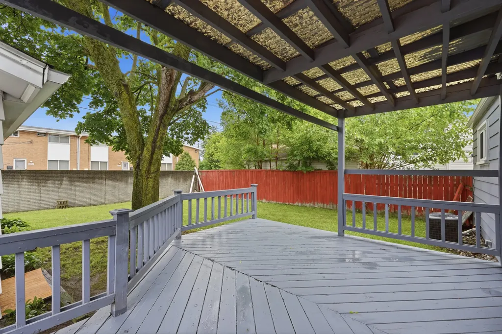 8171 Perrin Avenue Westland City MI 48185