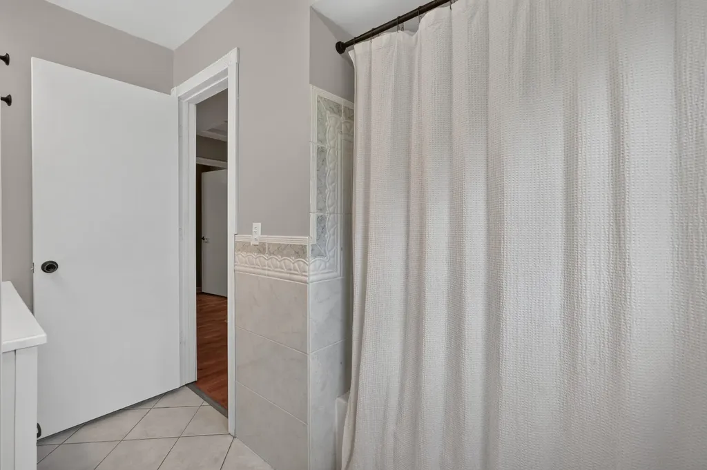 3371 Van Vleet Road Clayton Charter Township MI 48473
