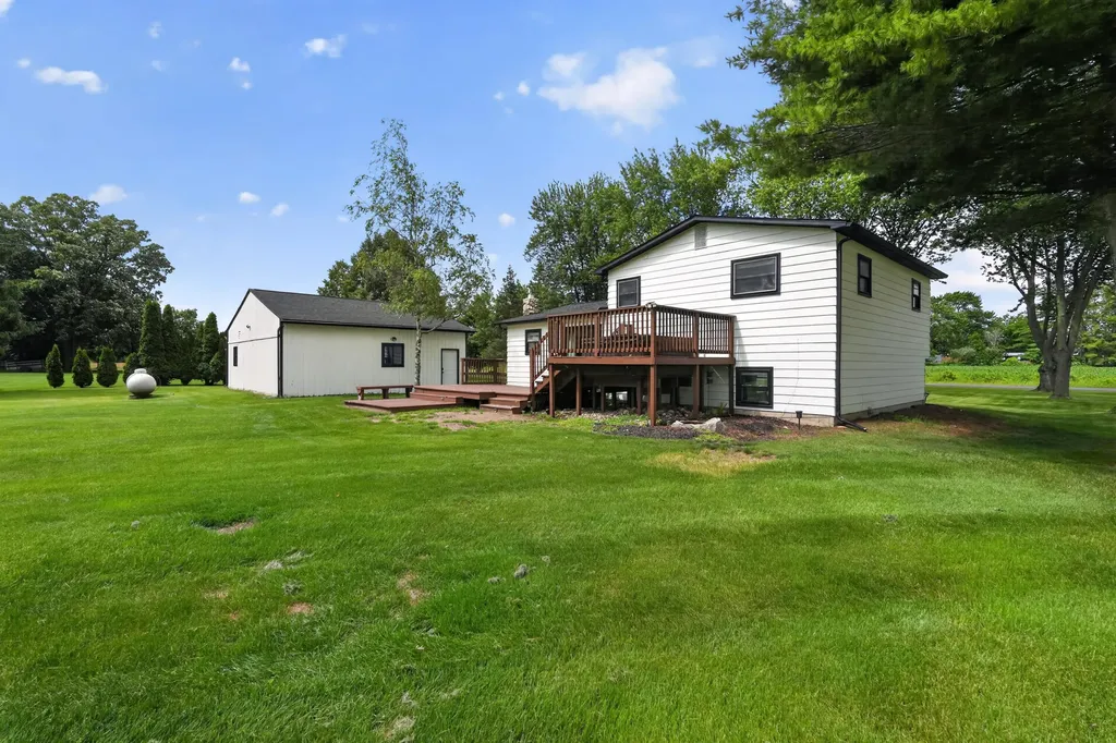 3371 Van Vleet Road Clayton Charter Township MI 48473