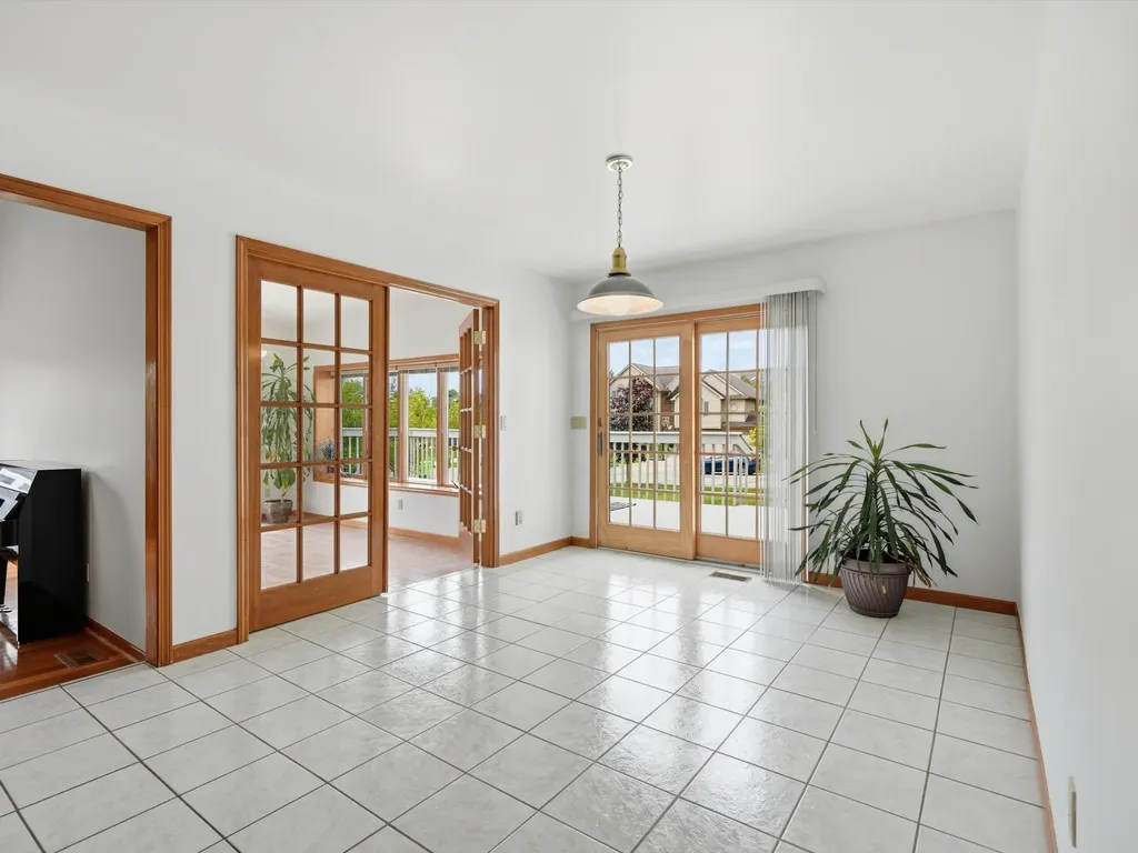 1657 Wake Robin Court Scio Township MI 48103