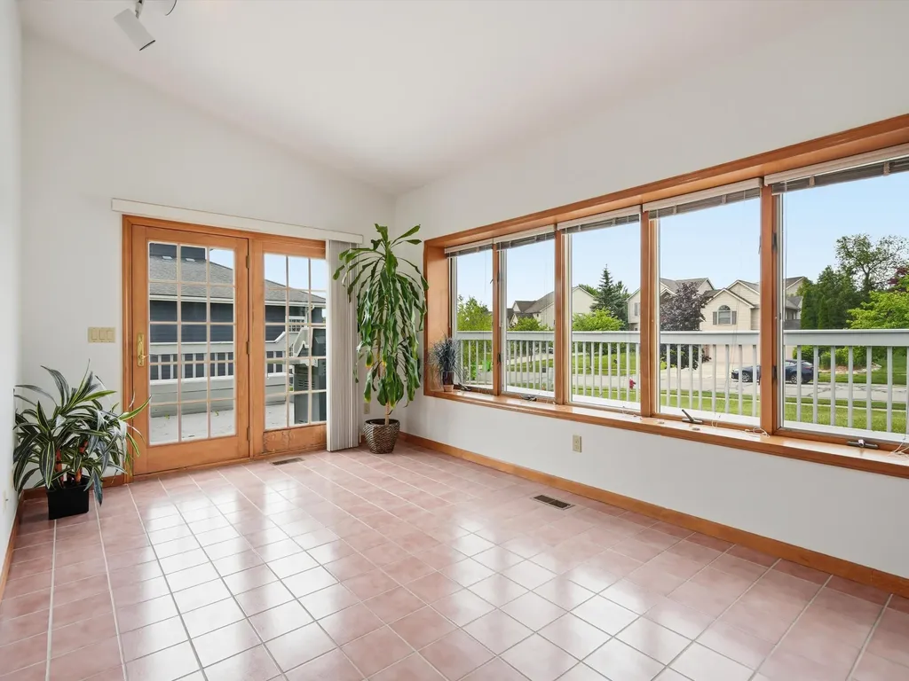 1657 Wake Robin Court Scio Township MI 48103