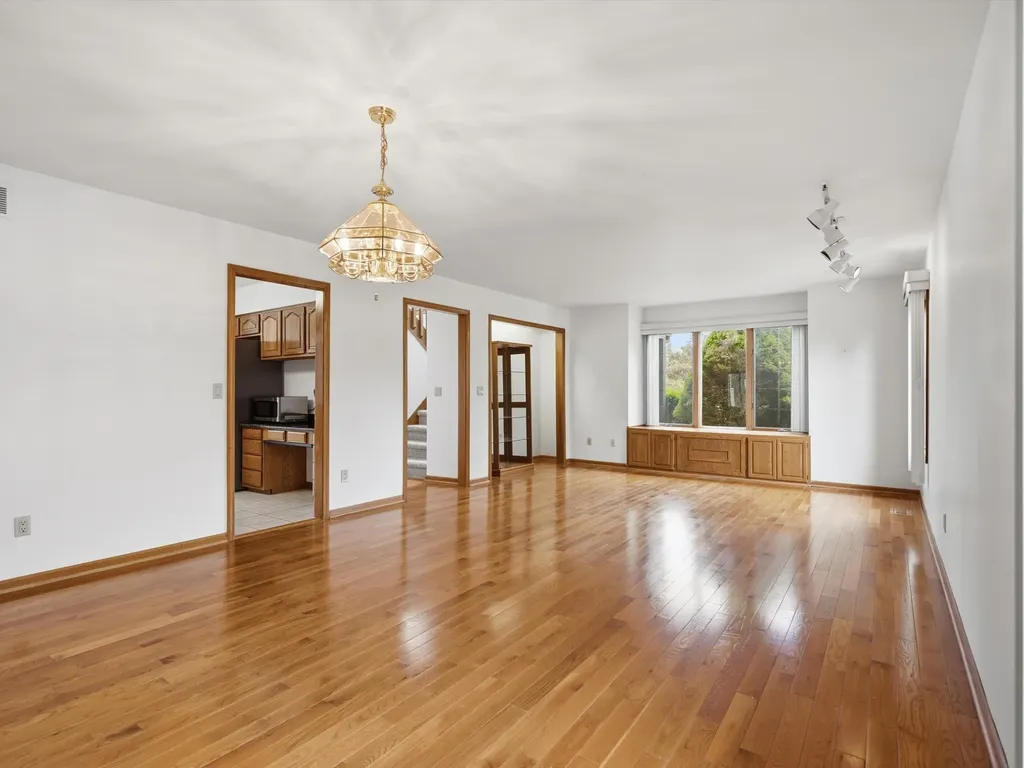 1657 Wake Robin Court Scio Township MI 48103