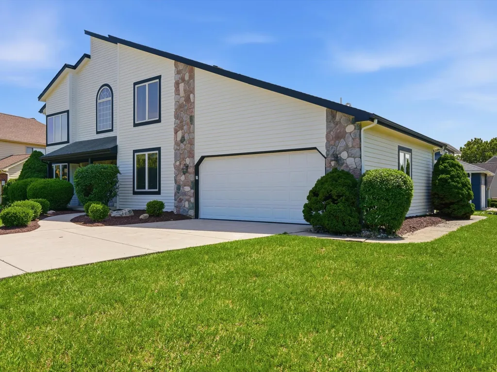 1657 Wake Robin Court Scio Township MI 48103