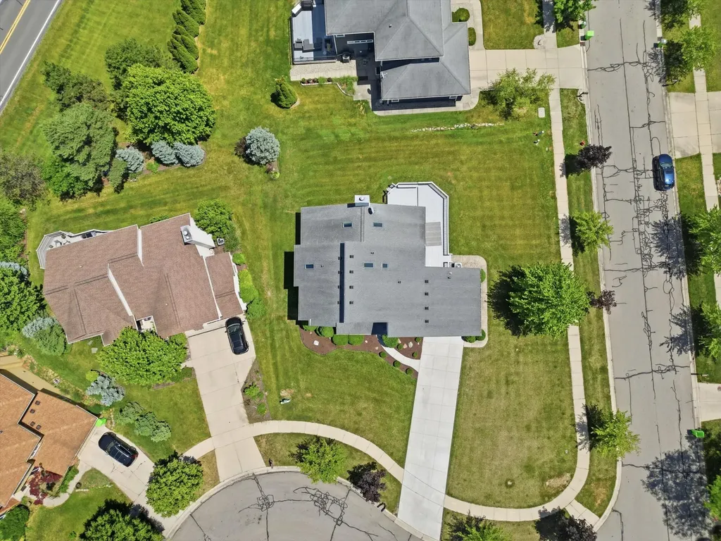 1657 Wake Robin Court Scio Township MI 48103