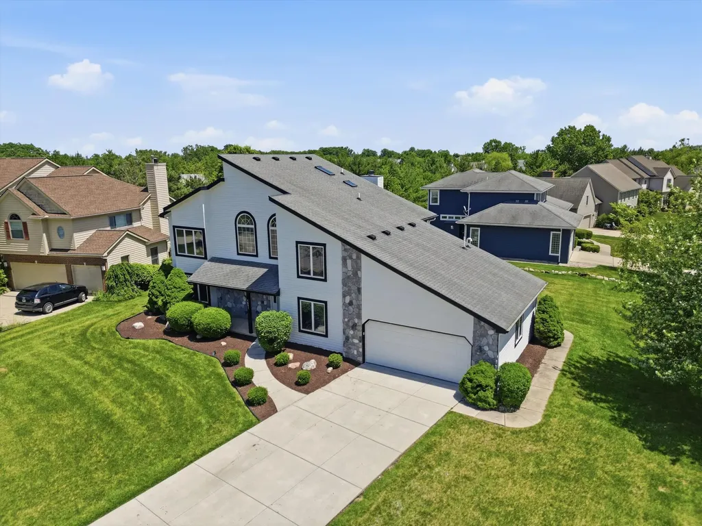 1657 Wake Robin Court Scio Township MI 48103
