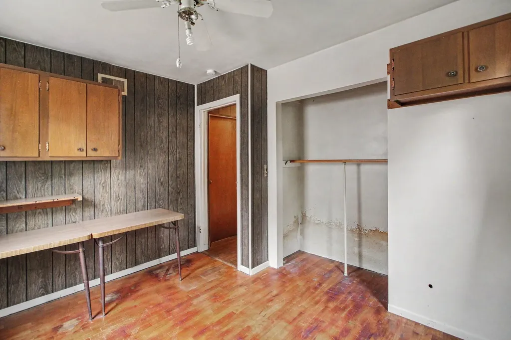 612 Greenlawn Street Ypsilanti Charter Township MI 48198