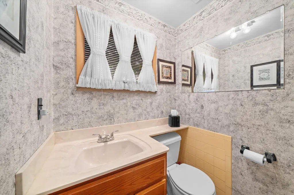 8936 Birchwood Court Berlin Charter Township MI 48166