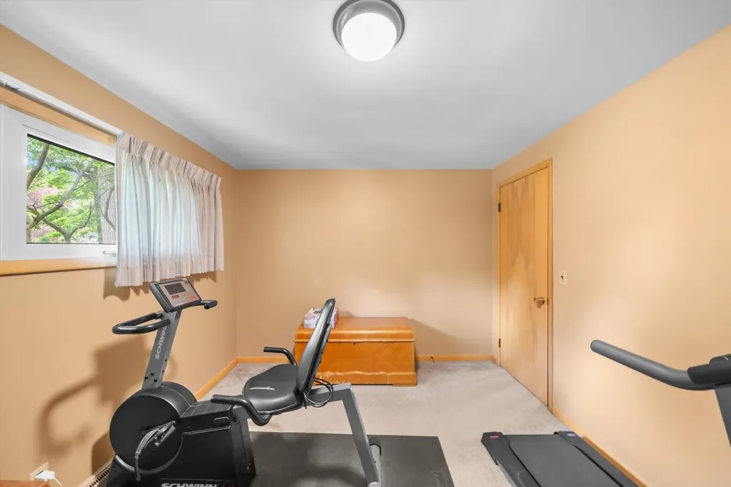 8936 Birchwood Court Berlin Charter Township MI 48166
