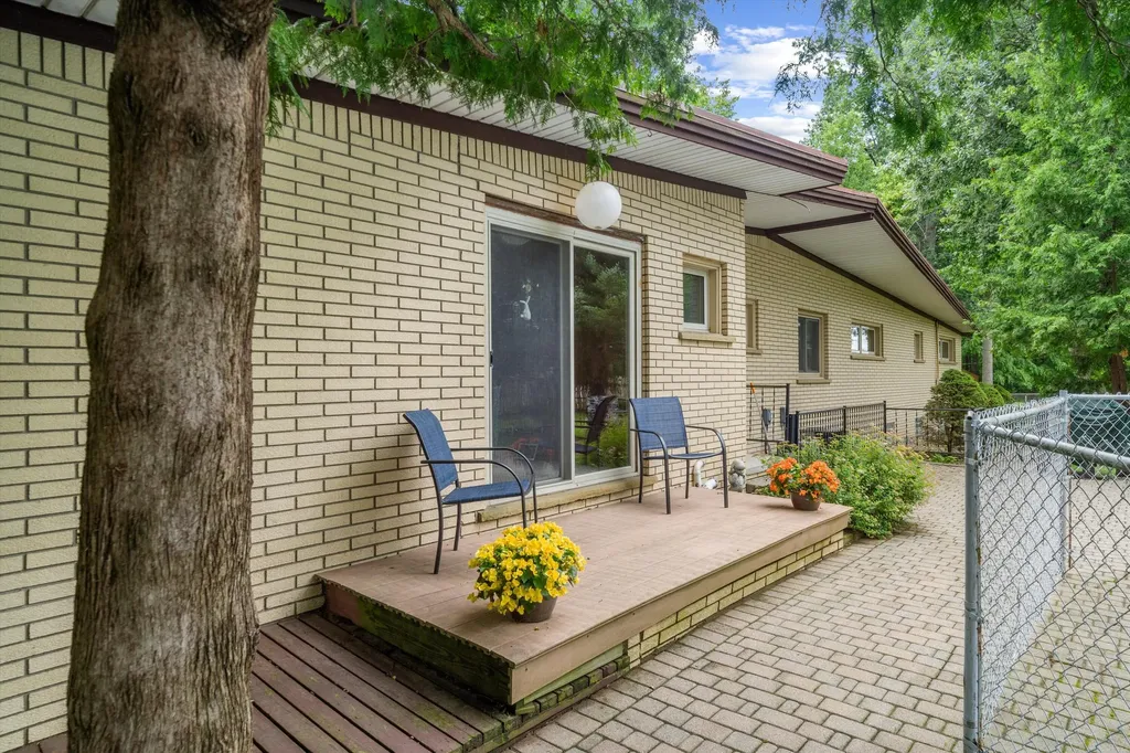 8936 Birchwood Court Berlin Charter Township MI 48166