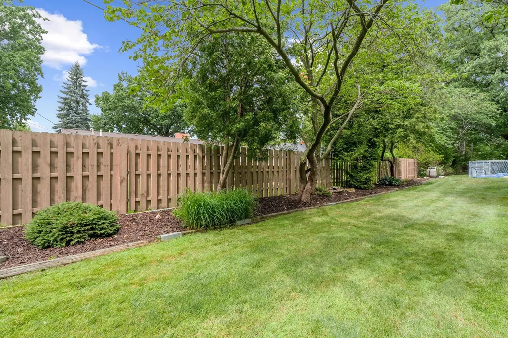 8936 Birchwood Court Berlin Charter Township MI 48166