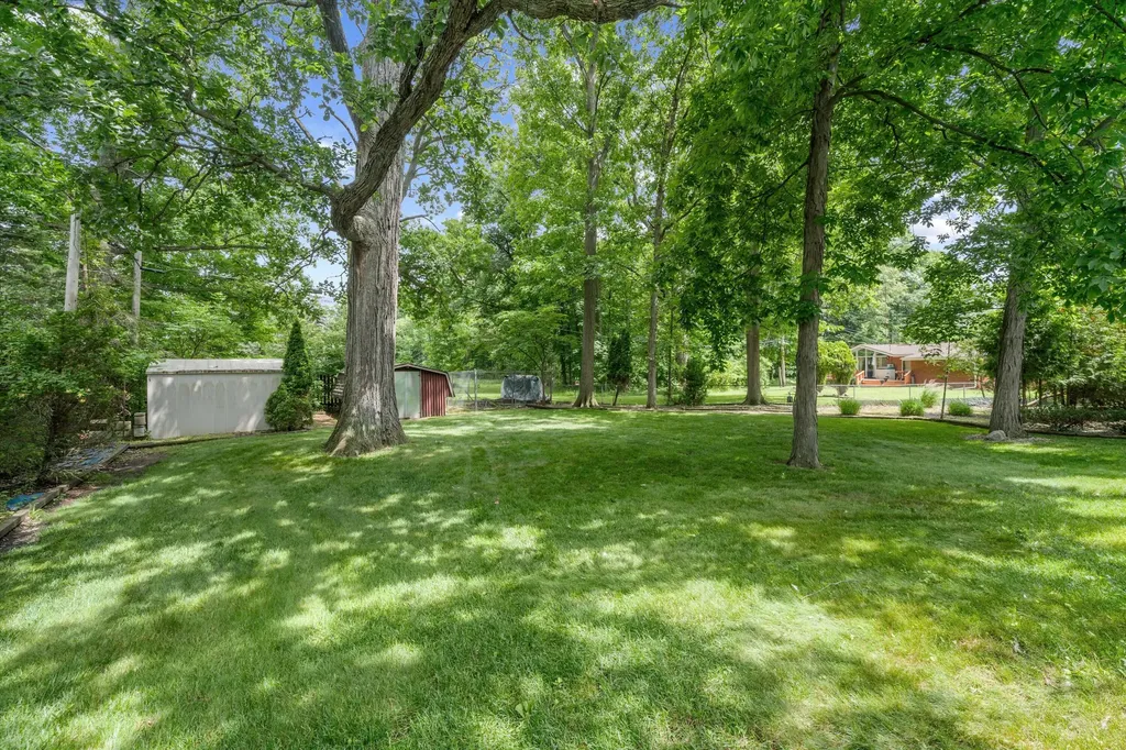8936 Birchwood Court Berlin Charter Township MI 48166