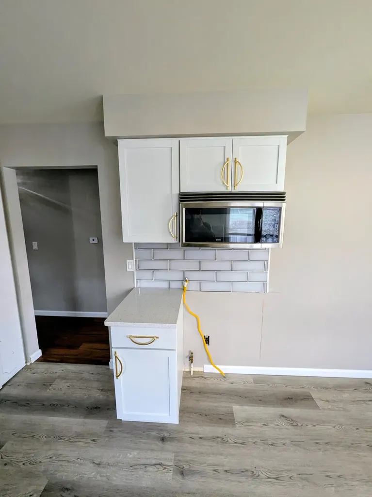 2140 Olive Avenue Lincoln Park City MI 48146