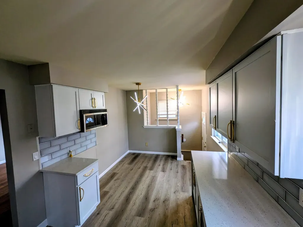 2140 Olive Avenue Lincoln Park City MI 48146