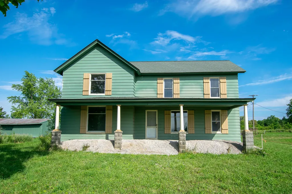 11064 Macon Highway Macon Township MI 49286