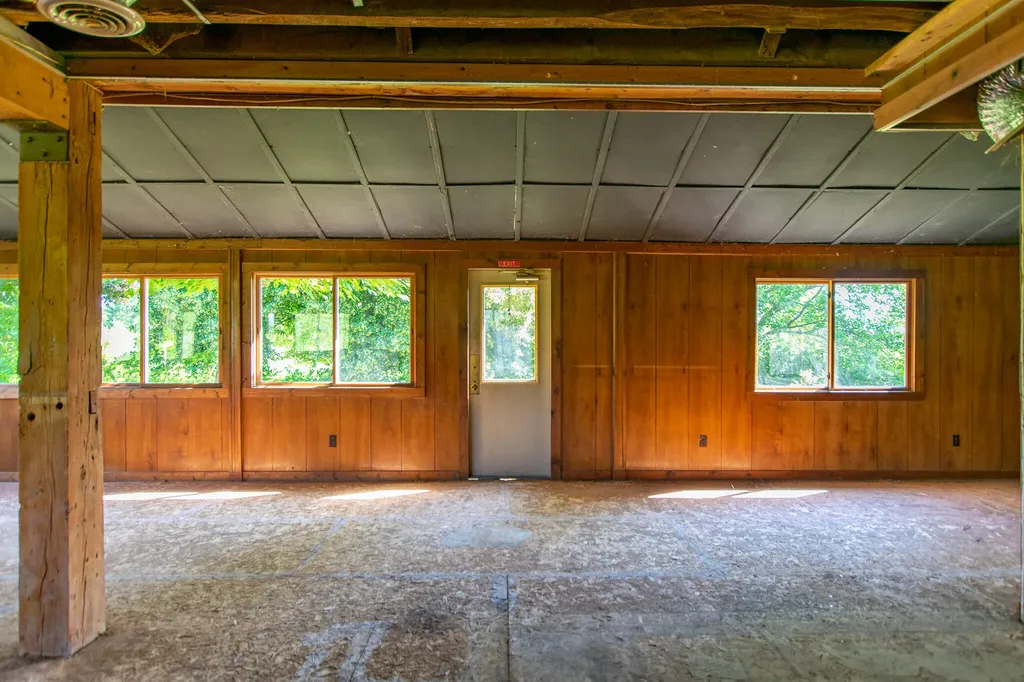 11064 Macon Highway Macon Township MI 49286