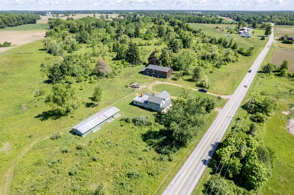 11064 Macon Highway Macon Township MI 49286