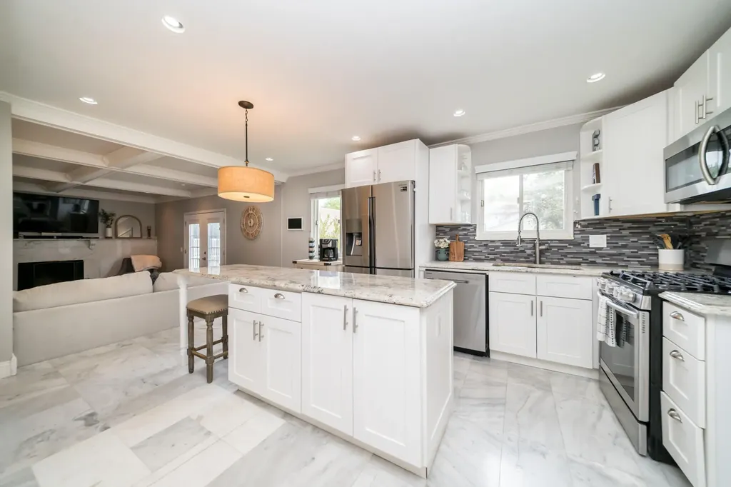 44442 Cape Cod Way Canton Charter Township MI 48187