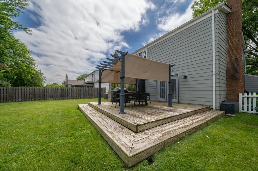 44442 Cape Cod Way Canton Charter Township MI 48187