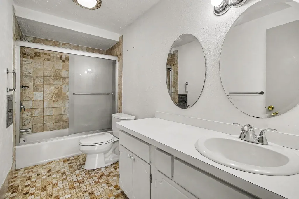 5601 Dexter Pinckney Road Dexter Township MI 48130