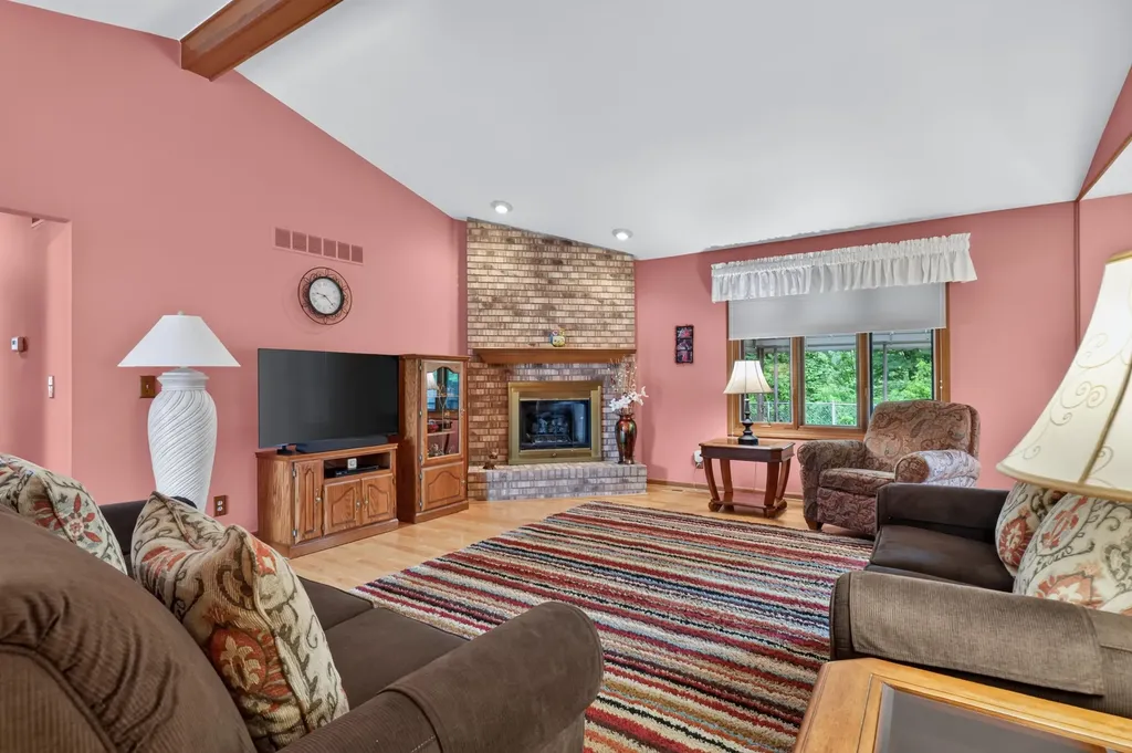 34555 Dover Avenue Livonia City MI 48150