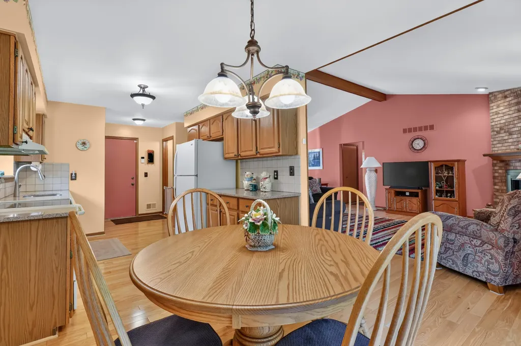 34555 Dover Avenue Livonia City MI 48150