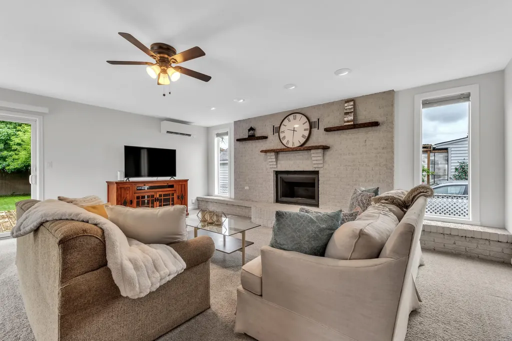 3627 Hunter Avenue Royal Oak City MI 48073