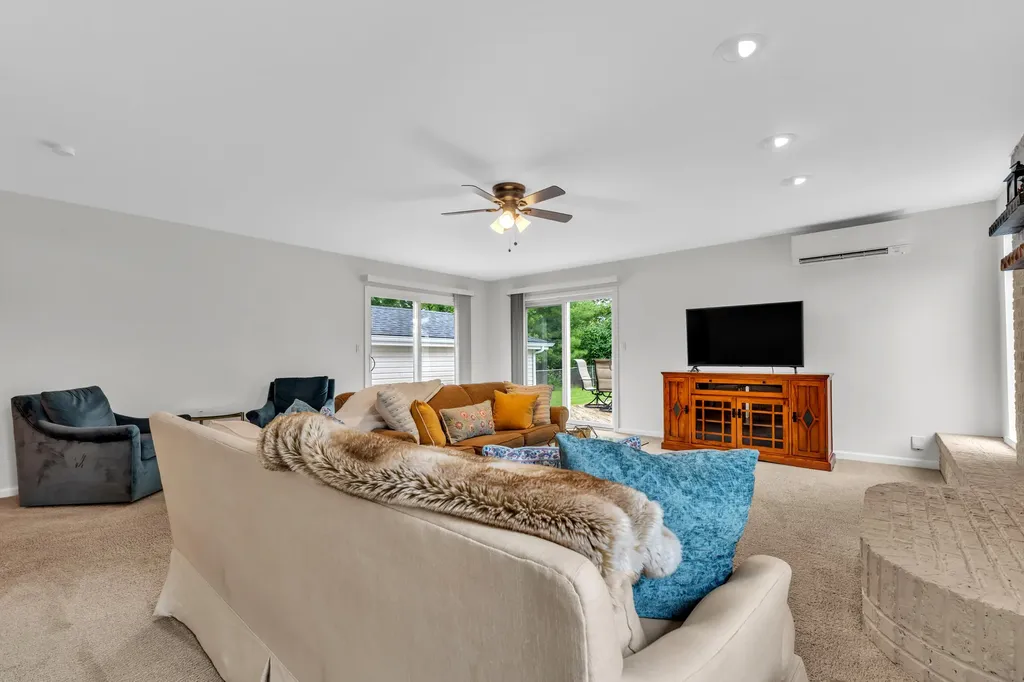 3627 Hunter Avenue Royal Oak City MI 48073