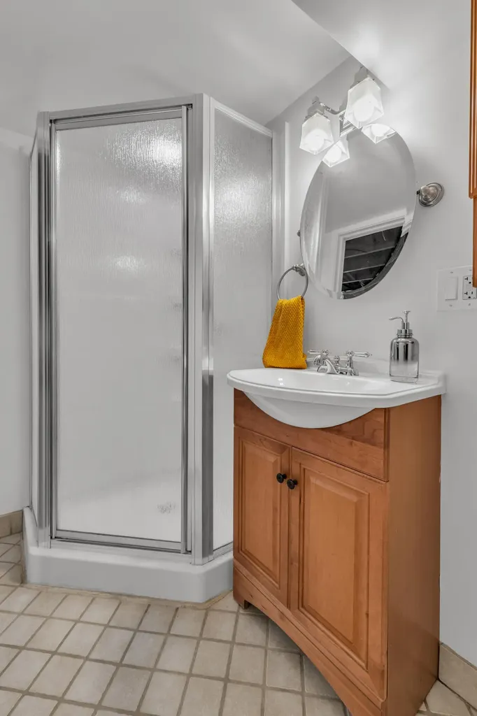 3627 Hunter Avenue Royal Oak City MI 48073