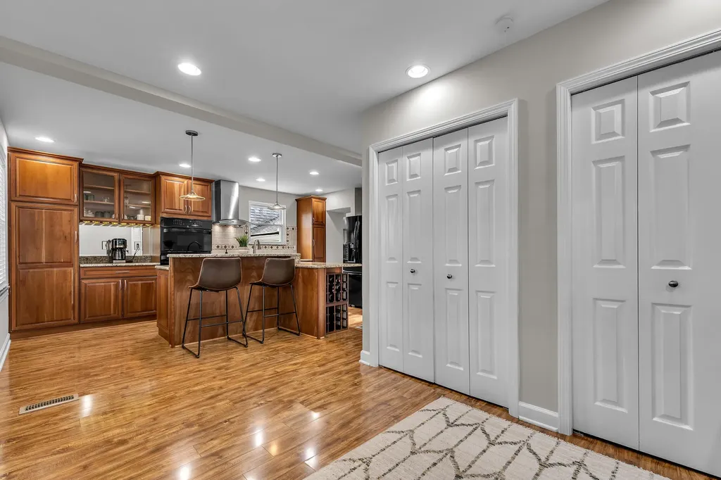 3627 Hunter Avenue Royal Oak City MI 48073