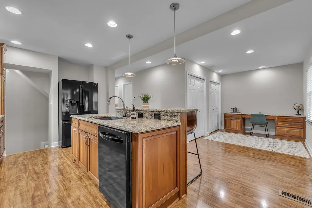 3627 Hunter Avenue Royal Oak City MI 48073