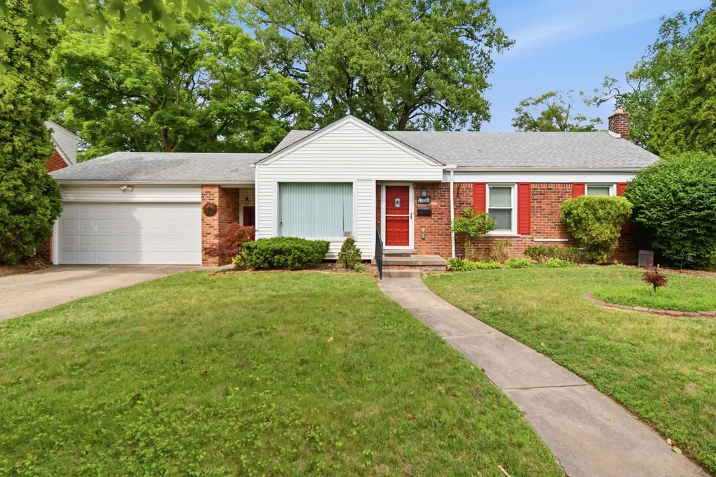 14009 Arnold Street Redford Charter Township MI 48239