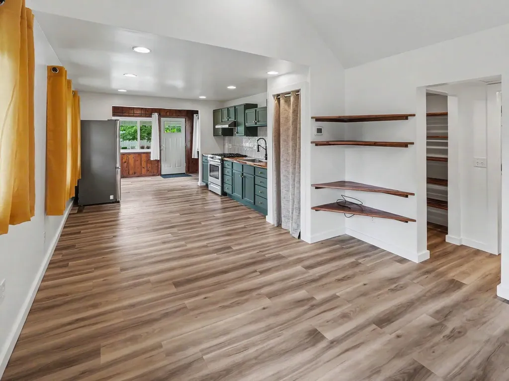 685 S Wagner Road Ann Arbor City MI 48103