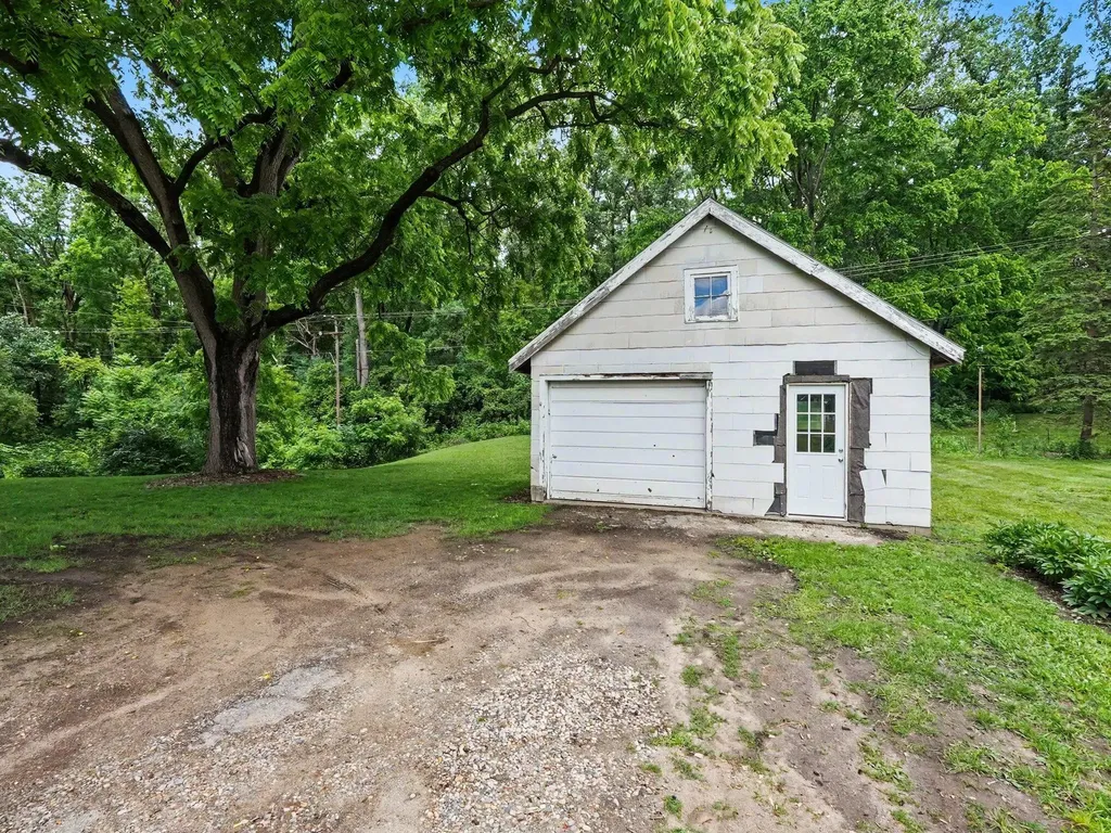 685 S Wagner Road Ann Arbor City MI 48103