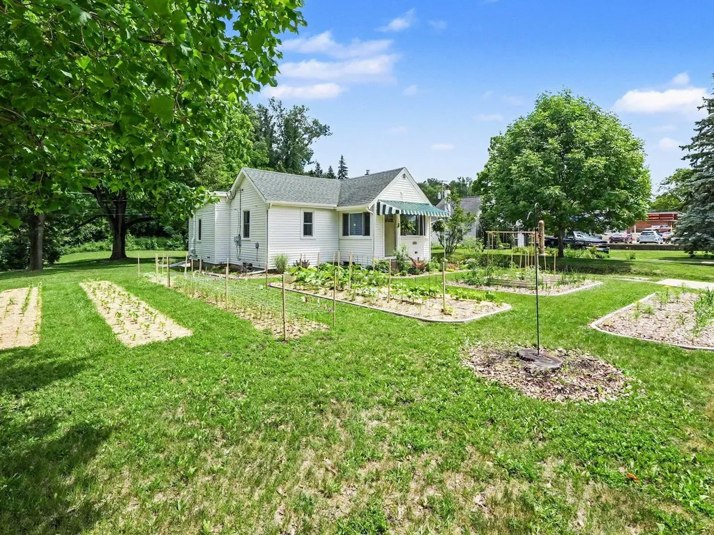 685 S Wagner Road Ann Arbor City MI 48103