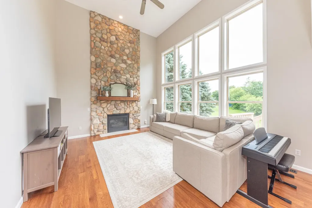 5542 Deer Run Lane Webster Township MI 48130