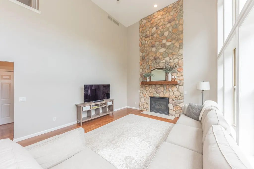 5542 Deer Run Lane Webster Township MI 48130