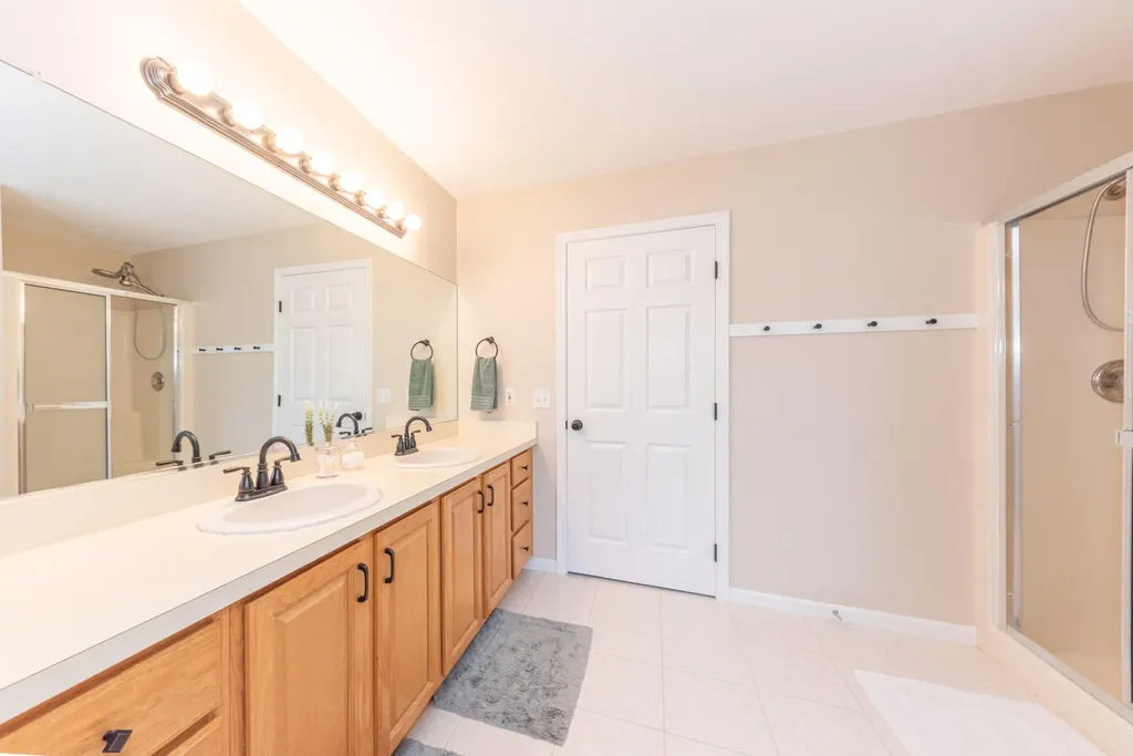 5542 Deer Run Lane Webster Township MI 48130