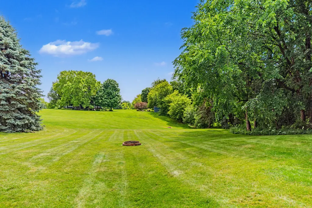 5542 Deer Run Lane Webster Township MI 48130