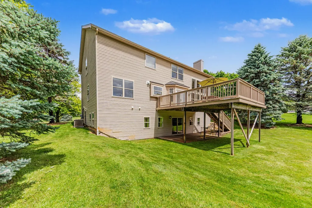 5542 Deer Run Lane Webster Township MI 48130