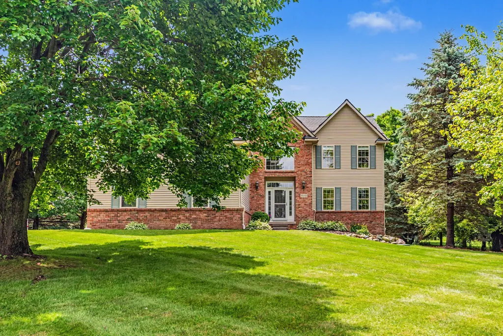 5542 Deer Run Lane Webster Township MI 48130
